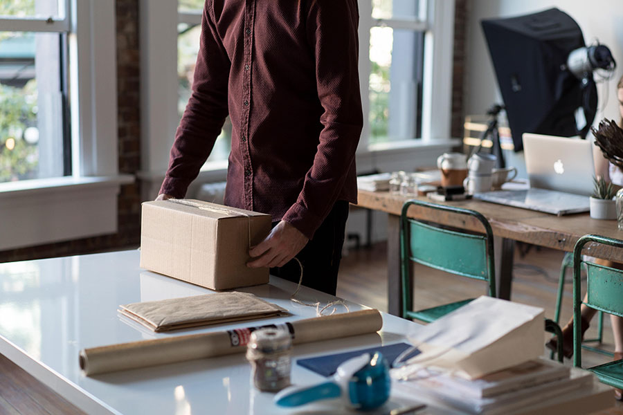 Una oficina vintage-industrial, la tendencia actual. ¿Eres autónomo o empresario y estás a punto de salir de casa para lanzarte a la aventura de alquilar?