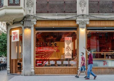 El restaurante Frankie's Burger Bar ha inaugurado en el centro de Valencia 1