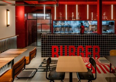 El restaurante Frankie's Burger Bar ha inaugurado en el centro de Valencia 10