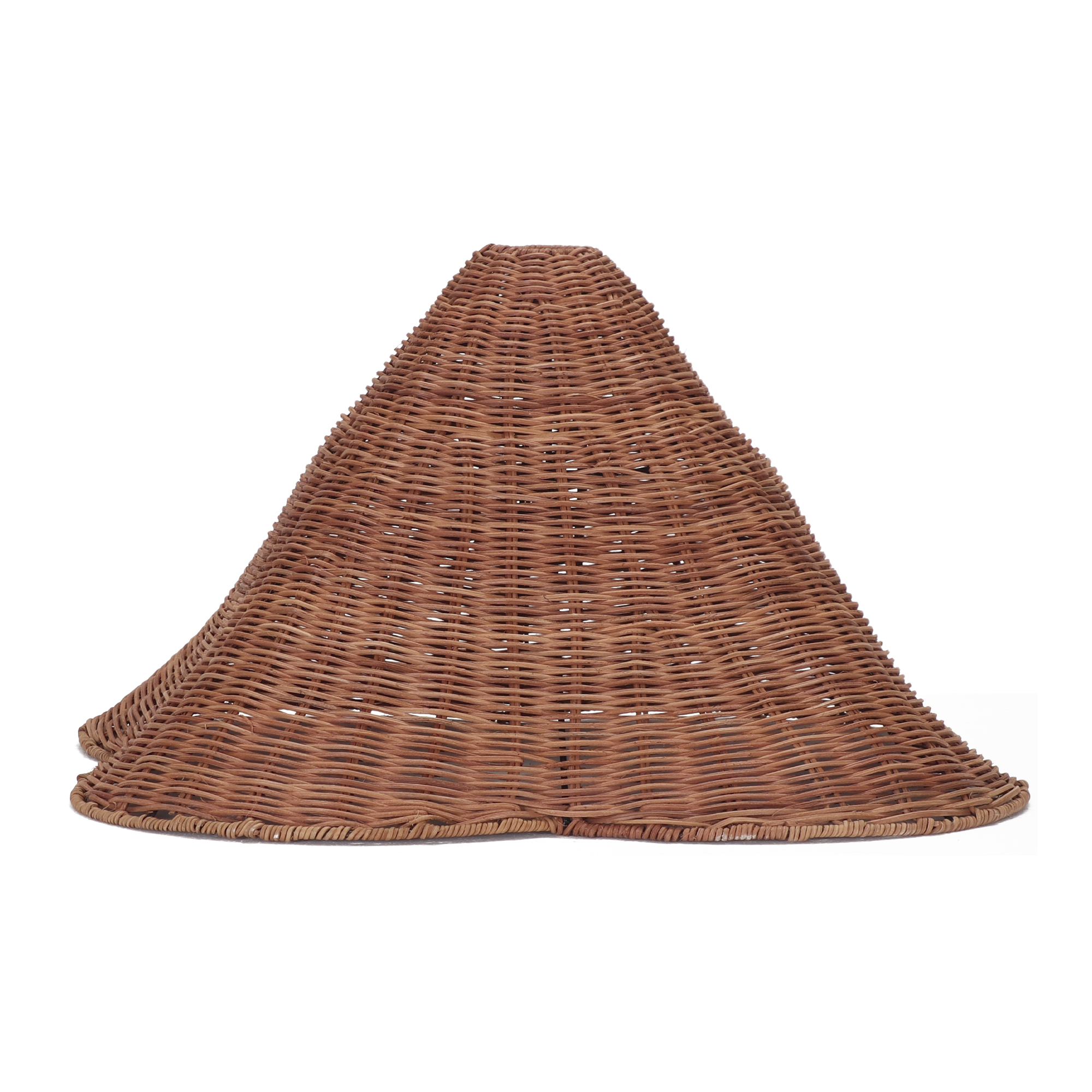 PANTALLA LÁMPARA DE RATÁN TROPALIA estilo Mediterráneo. Encuéntrala en MisterWils. Más de 6000m² de exposición y almacén.